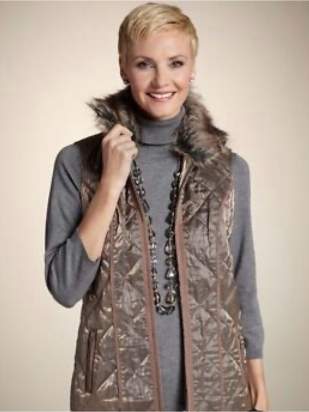 Chico's Quilted Brown w/ removable Faux-Fur Collar Vest size 14/16